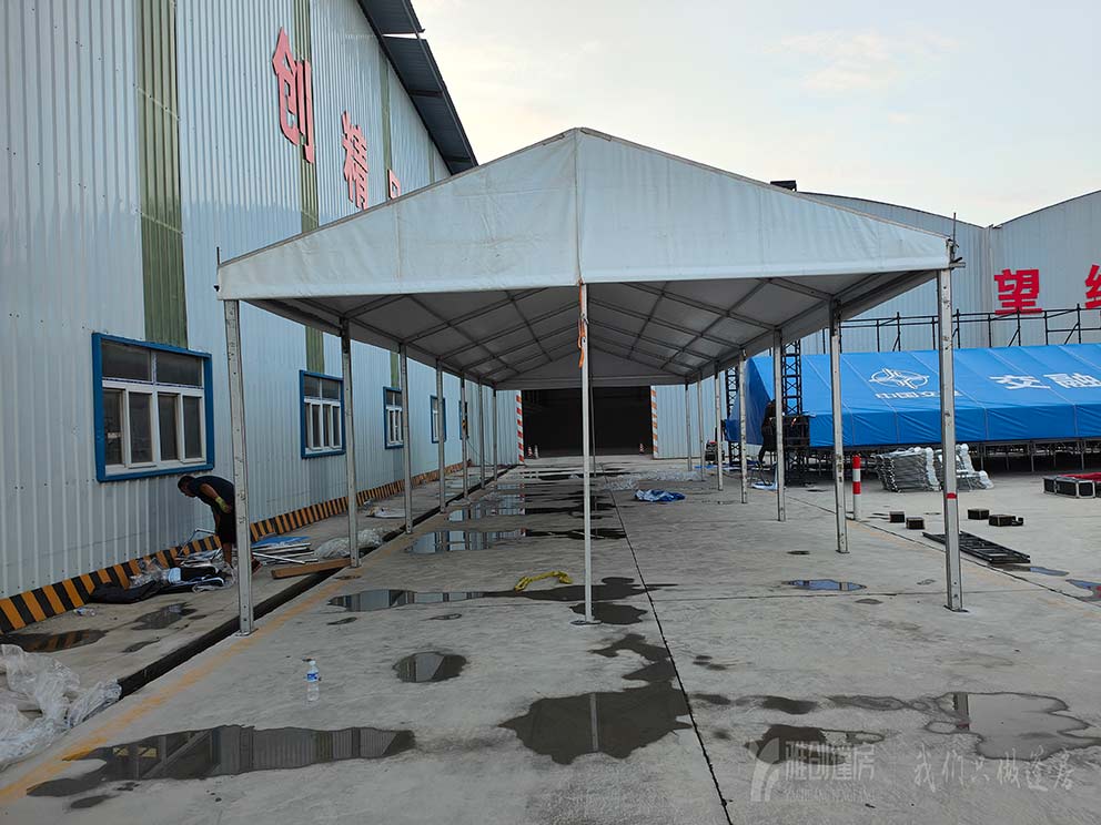 应急演练篷房由安阳篷房出租厂家搭建完毕