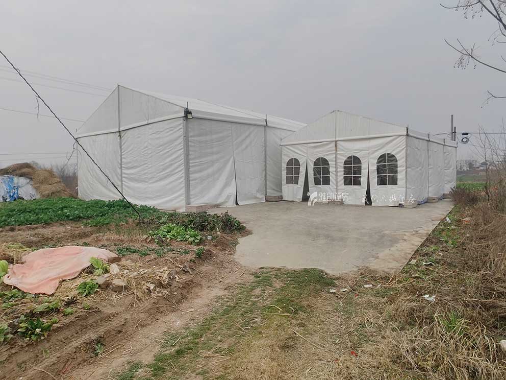 郑州篷房厂家助力搭建两座人字形篷房